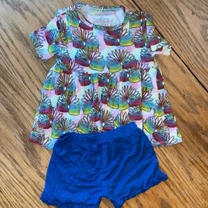 Posh peanut ruffle shortie peplum set